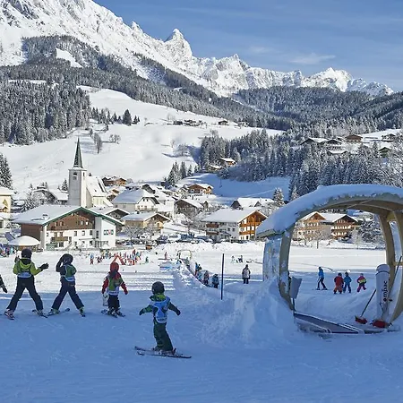 Apartmán Neue Post Filzmoos