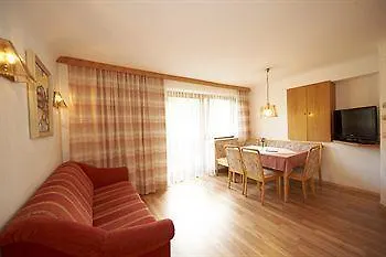 Neue Post Διαμέρισμα *