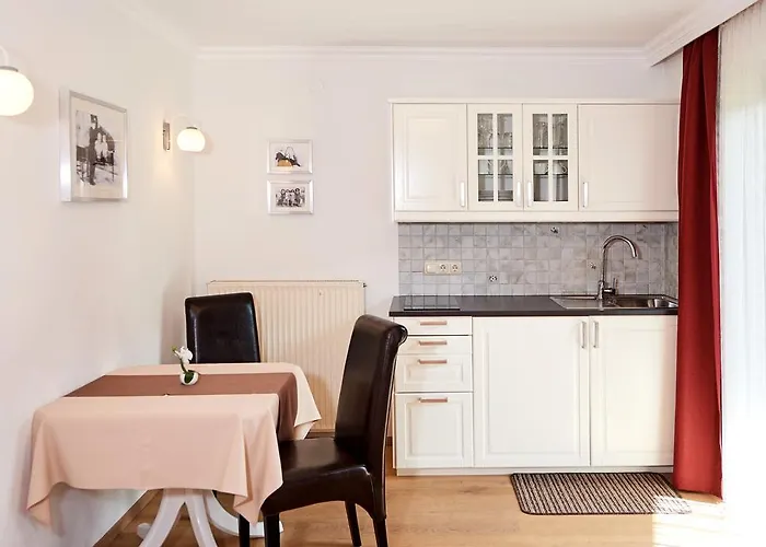 Neue Post Διαμέρισμα *